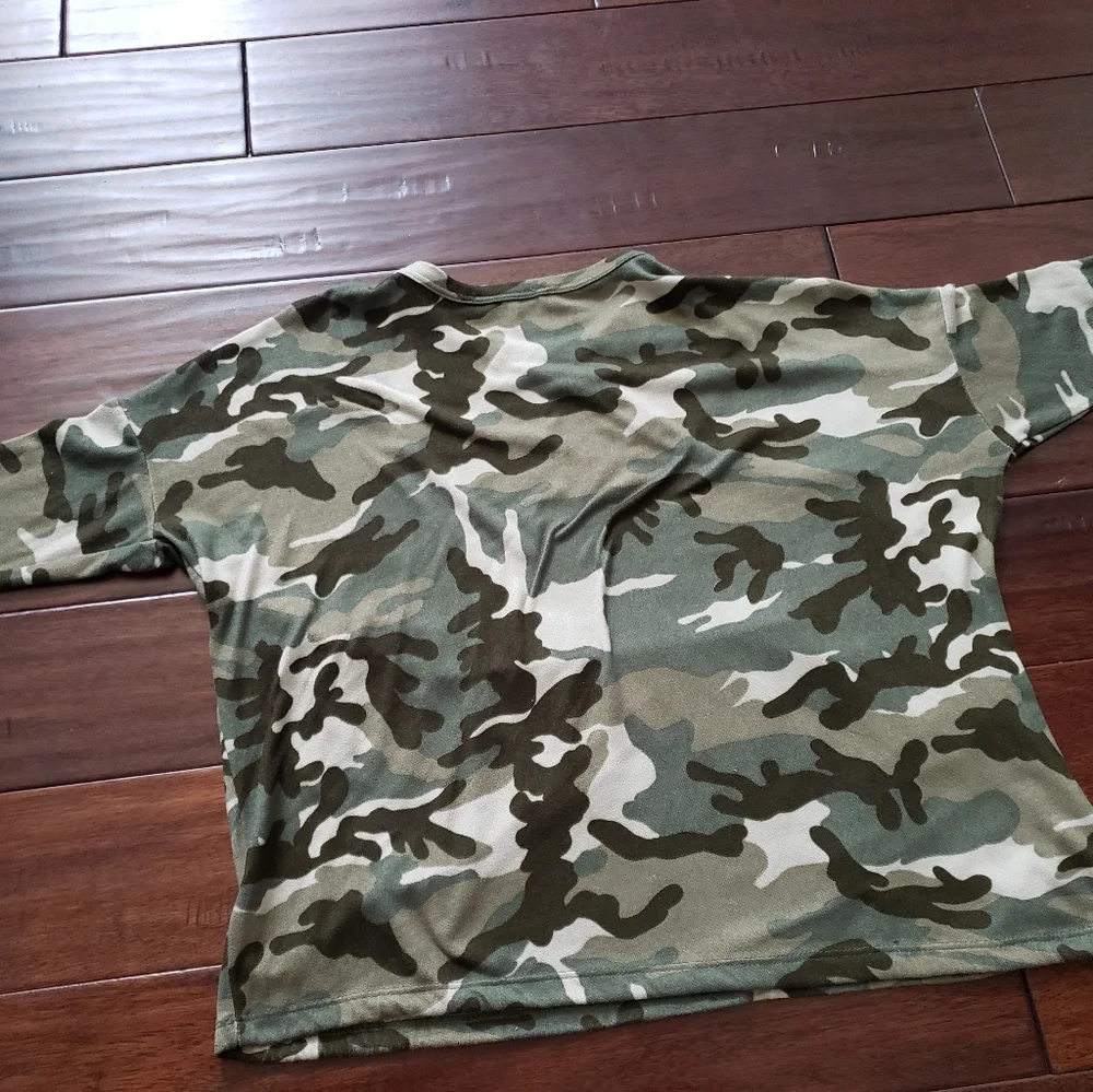 Women Camo Sleep Shirt - Picture 4 of 4